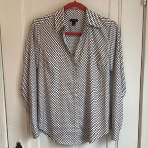 Ann Taylor White & Gray Button Down, Xs